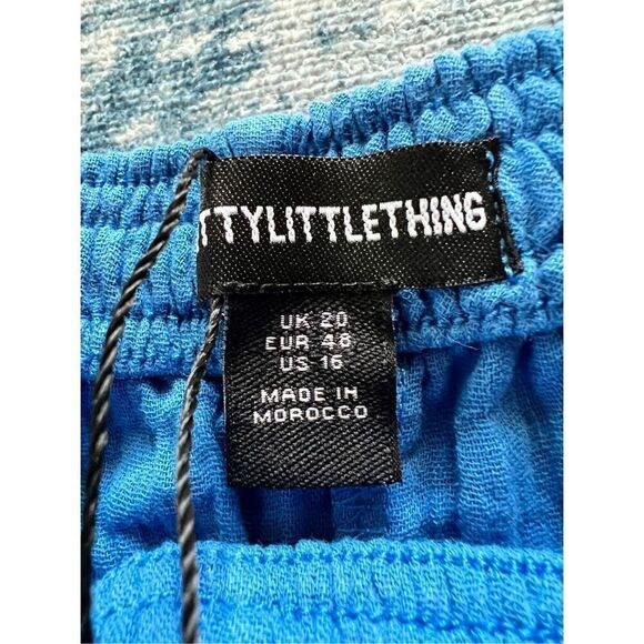 NWT! Pretty Little Thing Blue Textured Linen Look Floaty Shorts US Size 16 - Picture 3 of 7